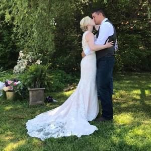 Meet your Posher, Monica